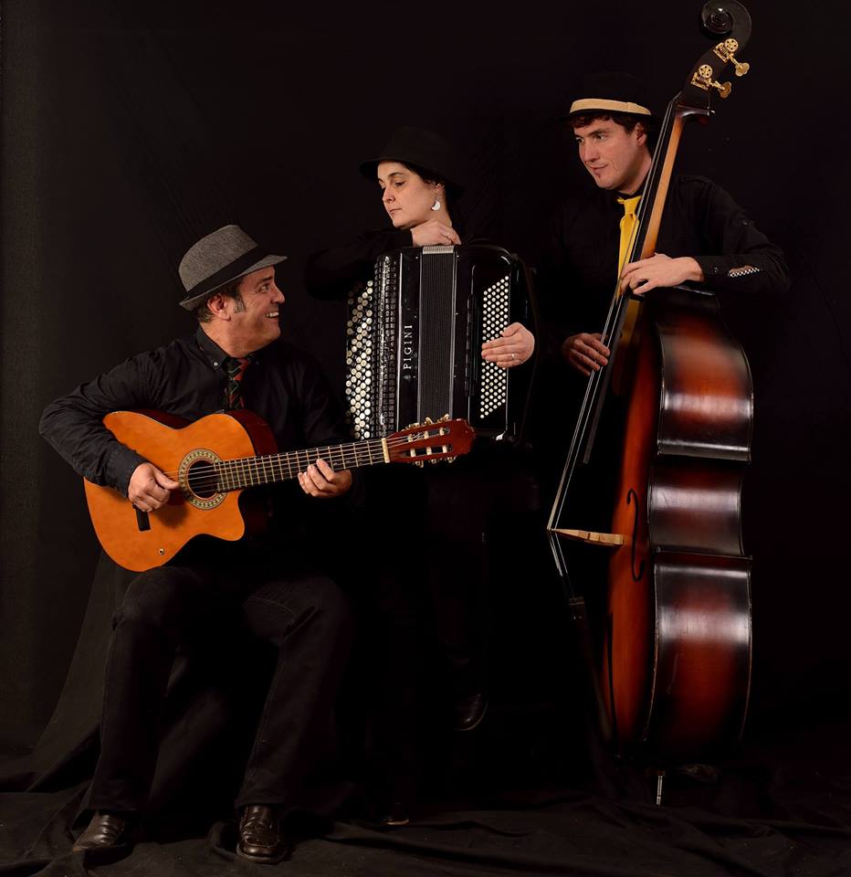 Concierto de Tres para Tango en La Vetusta en Torrelavega