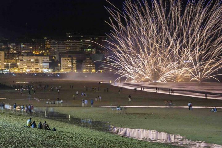 Fuegos artificiales Santos Mártires, semanuca 2015 en Santander