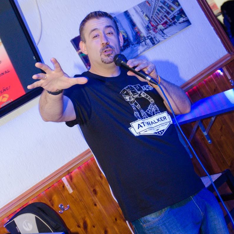 Monólogo de Gelo Fuentes en el Maná en Santander