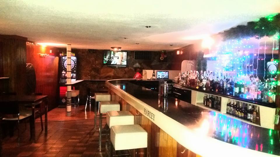 Cotillón de Reyes en el Pub Harley de Renedo