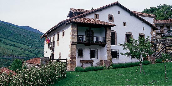 Domingos de visita gratis a la Casona de Tudanca