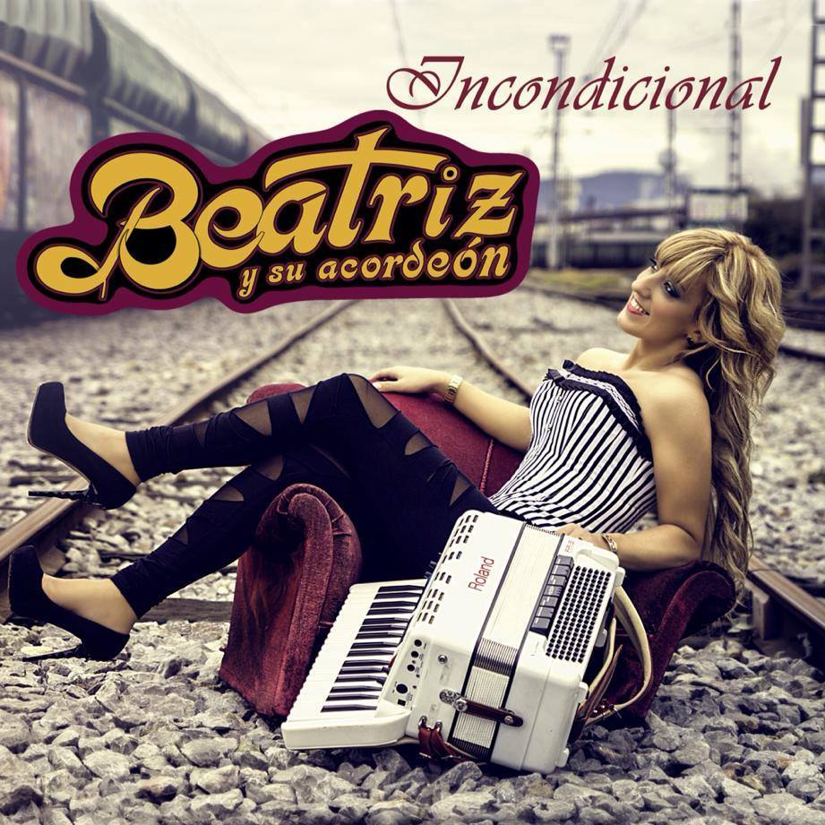 Concierto de Beatriz y su acordeón en el Refugio de Tanos