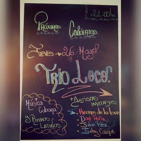 Concierto de Trio Loco en el bar Adarzo de Santander