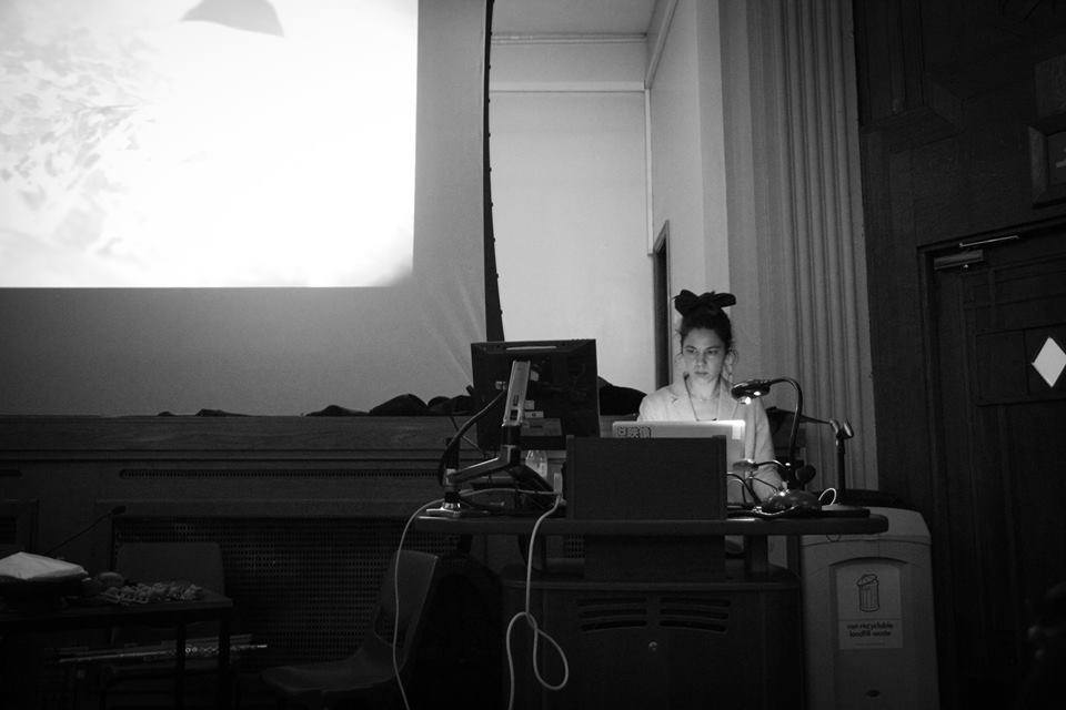 Impro Audio Visual Blanca Regina Steve Beresfor en el Reino de Cabezon de la Sal