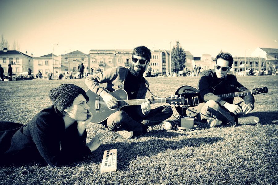 Concierto de Birds are Indie + Compañía de Sueños Ilimitada en el Little Bobby de Santander