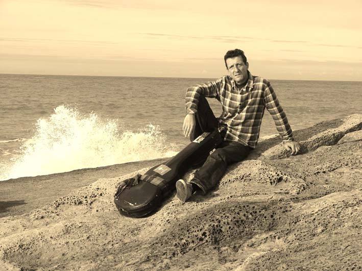 Concierto de Perro Callejero en RaciónArte de Ruente