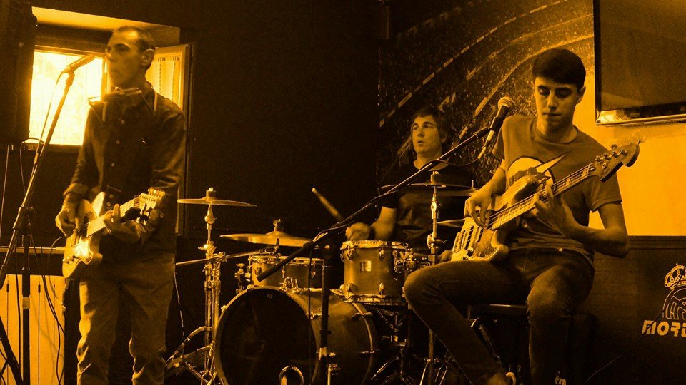 Concierto de Roy Trio en la Taberna de Baco de Torrelavega