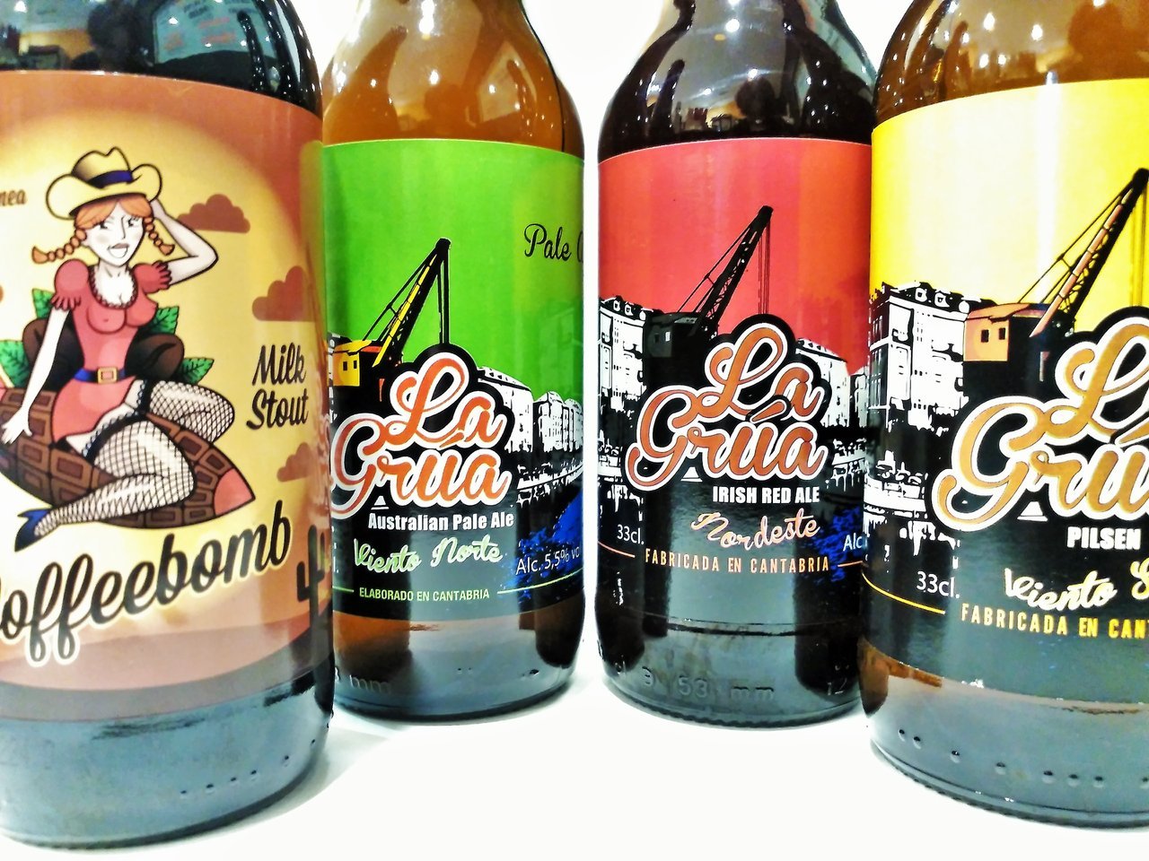 Cata de cervezas La Grúa en La Buhardilla Rock Bar de Santander