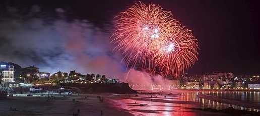 Fuegos artificiales de los Santos Mártires en Santander 2019
