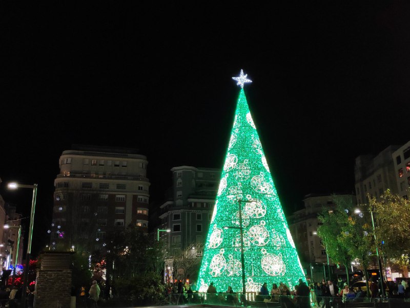 Encendido del alumbrado de Navidad Santander 2019