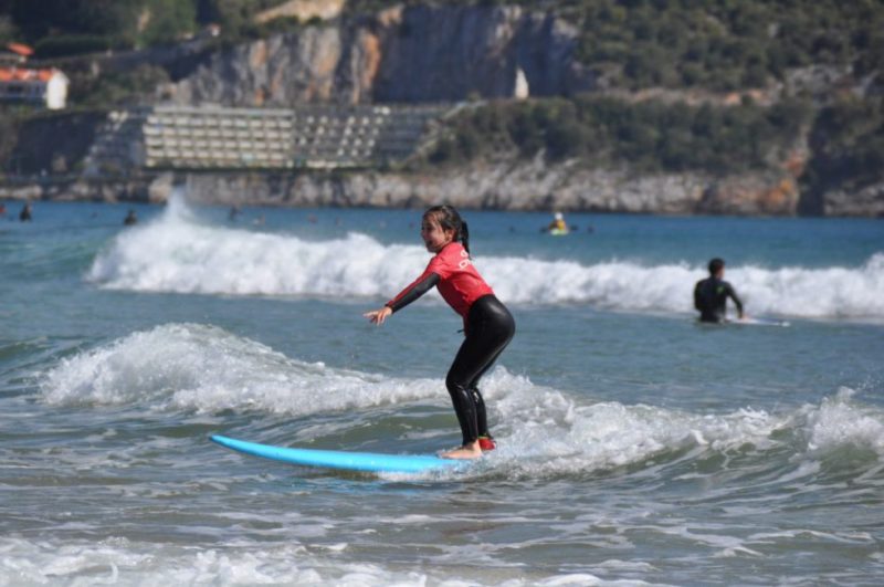 CAMPAMENTO DE SURF EN FINCA EL MAZO, RADA-CANTABRIA
